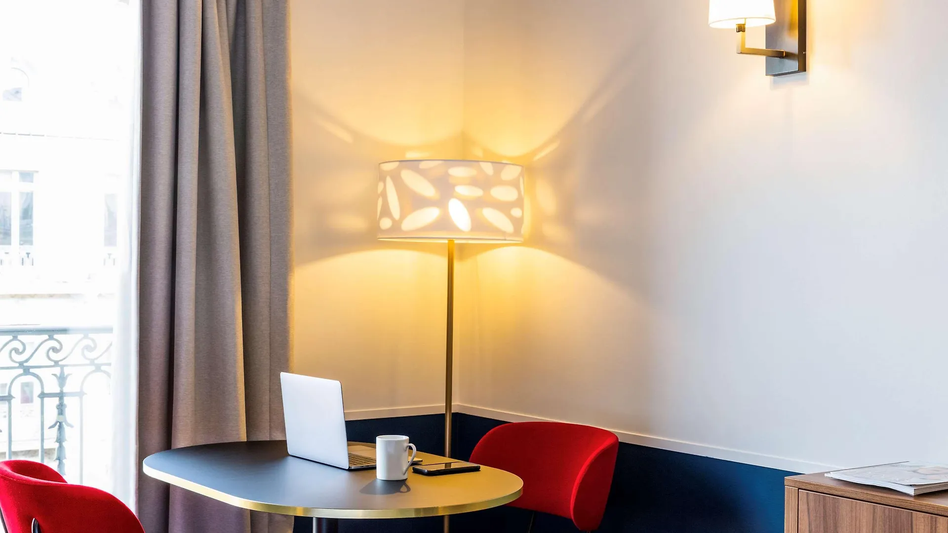 Aparthotel Adagio Paris Haussmann Champs Elysees 4*,  צרפת